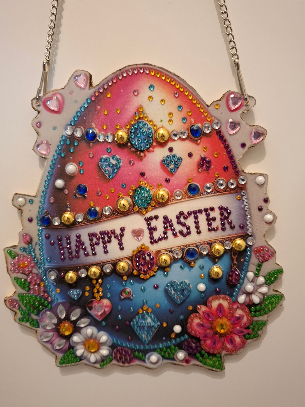 Diamond Painting Osterei „Happy Easter“ – Glitzerndes Wand- & Türschild mit Kette