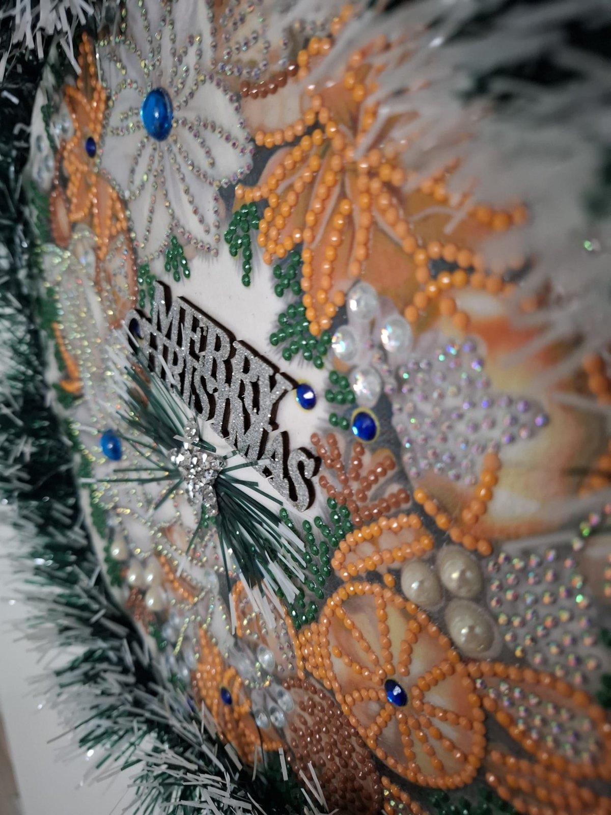 Diamond Painting Kranz „Merry Christmas“ – Glitzerndes Weihnachtsbild mit Tannenrand zum Aufhängen