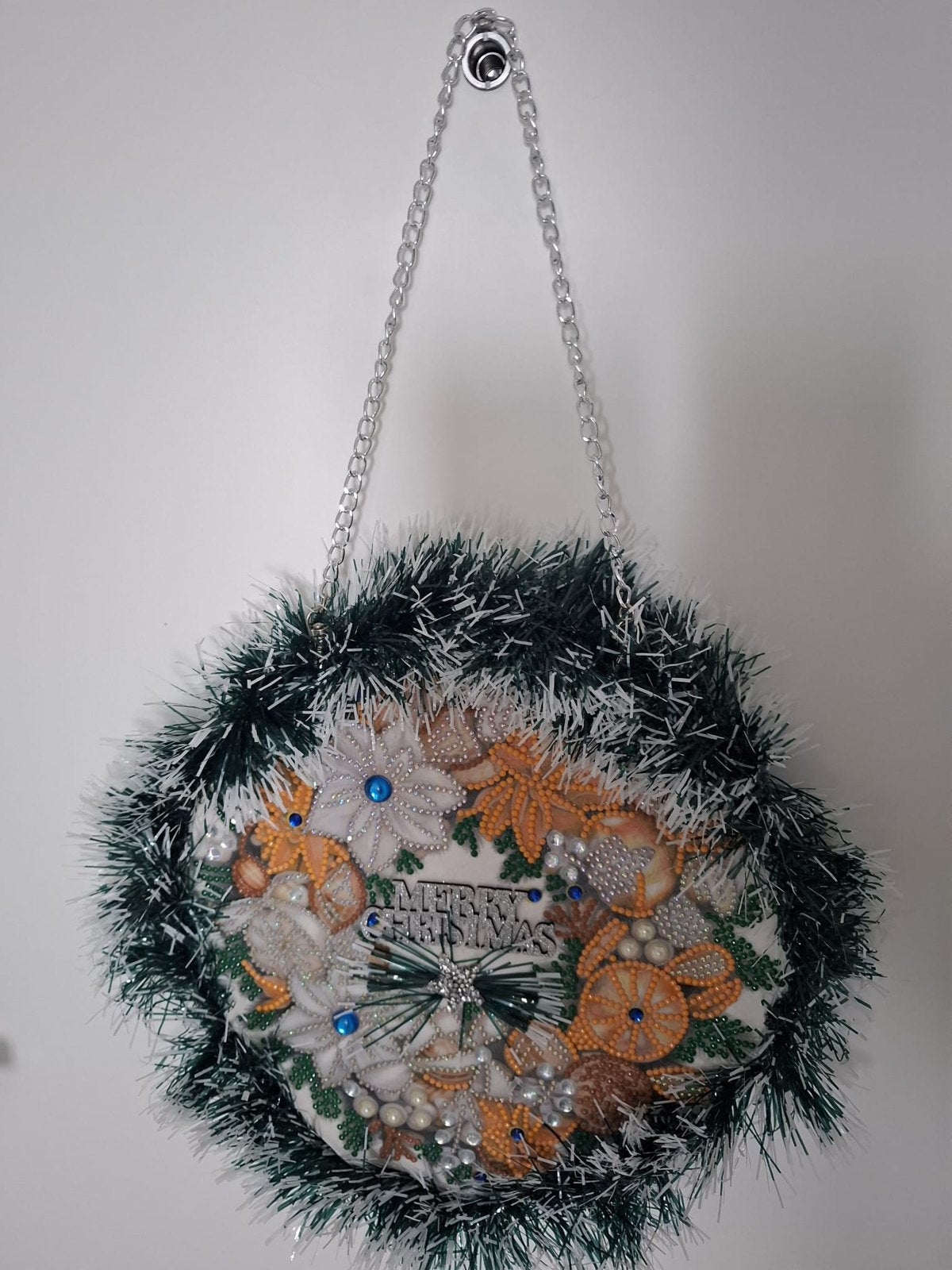 Diamond Painting Kranz „Merry Christmas“ – Glitzerndes Weihnachtsbild mit Tannenrand zum Aufhängen
